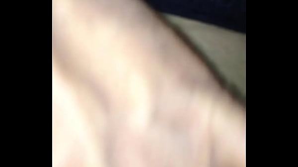 hubby playing with my pussy