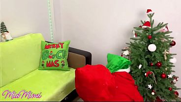 Body swap Grinch to Christmas girl Mia Mimi