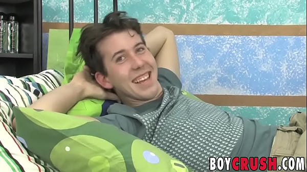 Twink Michael Stone anal plays while jerking of...