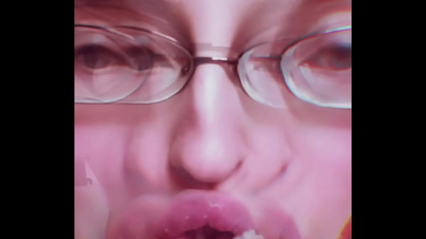 Chick Nude Lips Makes you Hot