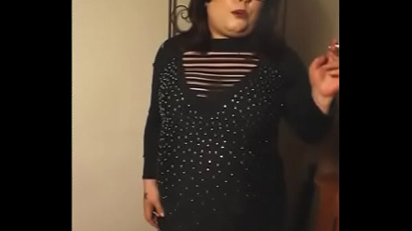 Sexy BBW Mistress Tina Snua Smoking In Stockings