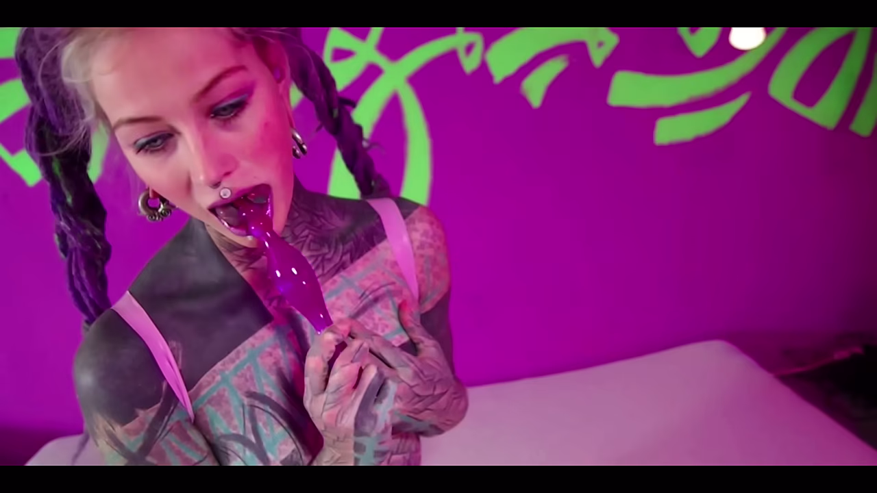 SOLO tattoo girl ANAL masturbation - self ASSFUCK