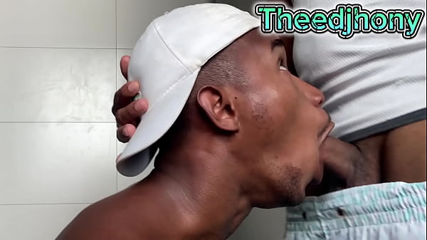#1 Botando meu vizinho pra sentar até leitar o ...