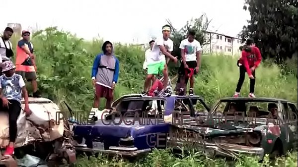 El montruo gucci cojiendose el flow