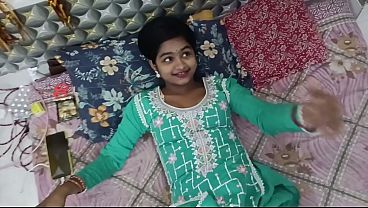 Real Desi Girl Green Salwar Hard Fuck with Creampie - Homemade