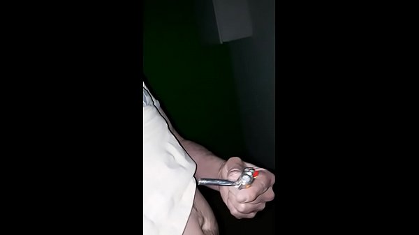 Download Video - fumando y masturbandome