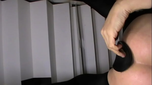 Dildo anale da 60 Cm con ventosa tutto dentro n...