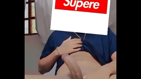 Jeune Homme Doué Se Masturbe En Solo