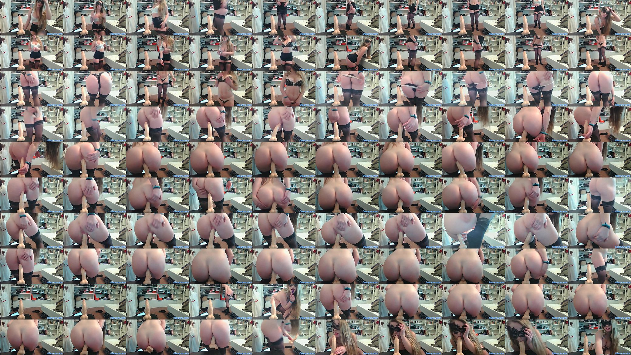 Young blonde teen live on webcam 预览图
