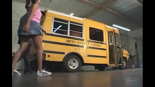 Sweltering amateur gives hot pov oral sex and g...