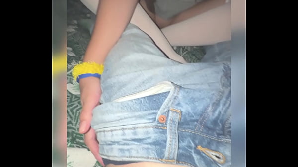 They Fuck the White Girl in the Living Room!! UFF!! The Girl Has Pink and White Tits!! Mexican Whores! Real Homemade Video!