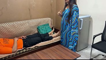 Bhabhi was embraced while cooking in the kitchen, Hindi audio