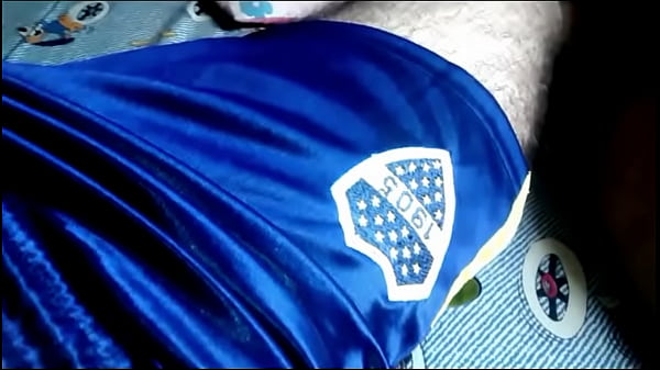 Download Video - Bostero me clavo alta paja  con short de boca