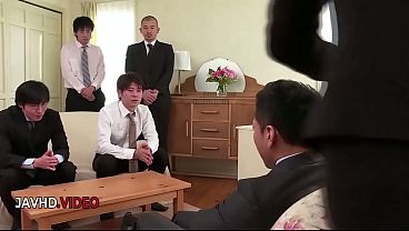 日本のオフィス美女による、驚異的な巨乳フェラチオの祭典