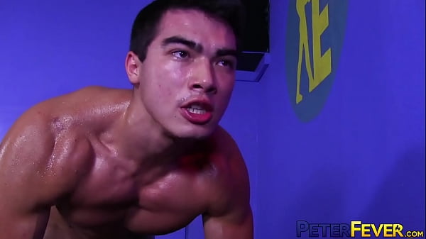 Download Video - PETERFEVER Gaysian Axel Kane Ass Fucks Muscular Sir Jet