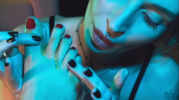 Please Suck My Sticky Toes 60 sec