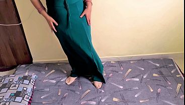 Gorgeous hot lady sucking dick moaning loudly