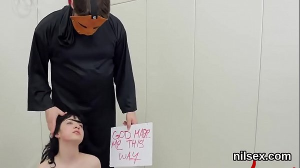 Foxy sweetie was brought in ass hole nuthouse f...