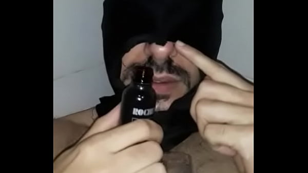 Mi perrito traga meo