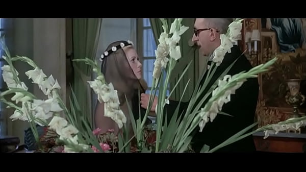 Catherine Deneuve in Belle de jour (1967)