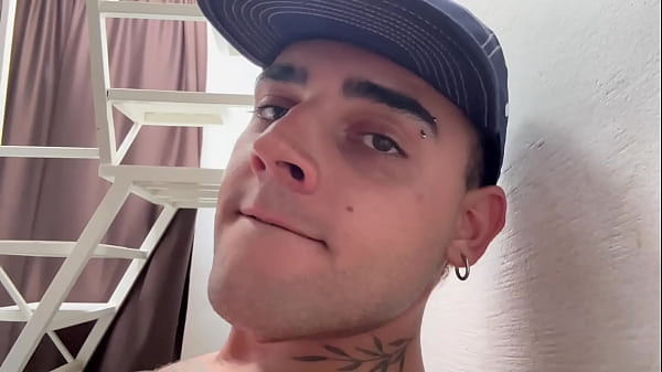 FALANDO PUTARIA ATE TIRAR LEITE