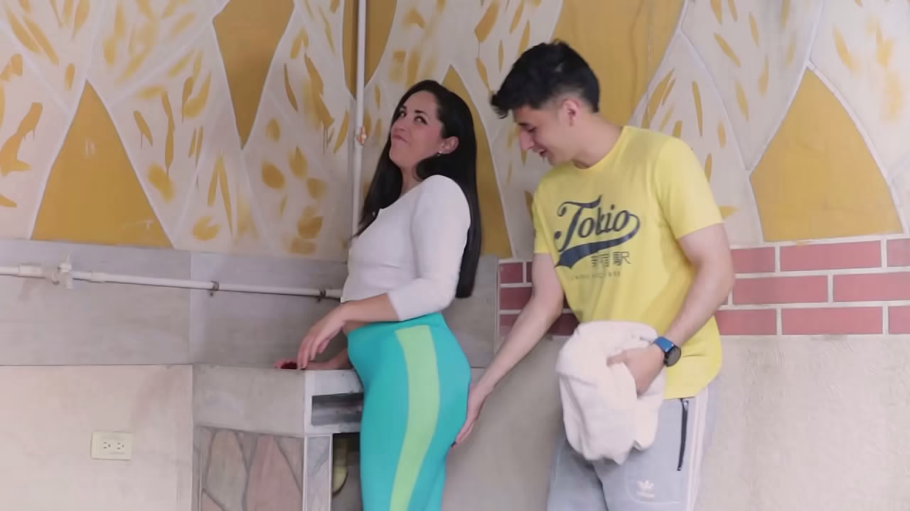 My roommate didn'_t expect me to end up fucking her this hard