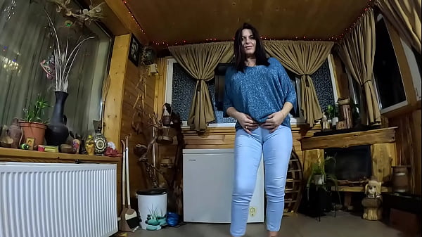 Cameltoe MILF Twerks in Jeans &ndash; Blowjob & Cum All Over My Puffy Jacket 334
