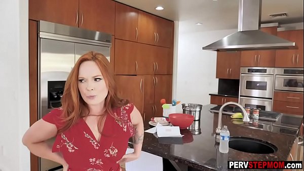 Crazy redhead MILF stepmom dropped down on her knees