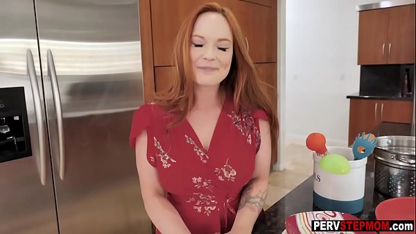 Crazy redhead MILF stepmom dropped down on her knees