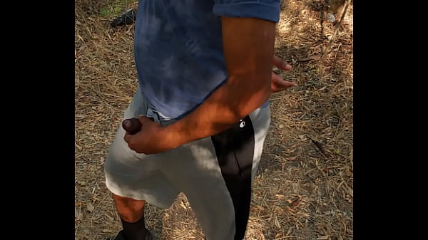 In Einem Öffentlichen Park Aufgenommen. Geile Alan Prasad Wichsen Nach Draußen. Heißer Schöner Corné Guy Wichst Von Seiner Kamera. Desi Boy Masturbiert. Ejakulation Des Muskelstifts. Ein Heißer Kerl Überraschte In Der Öffentlichkeit. Der Sexy Mann Ejakuliert. Dicke Monst