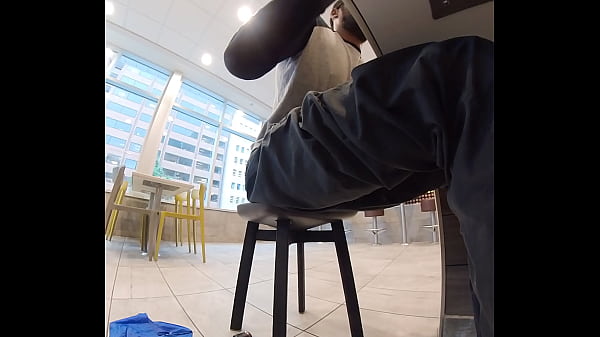 Download Video - Public jerkoff