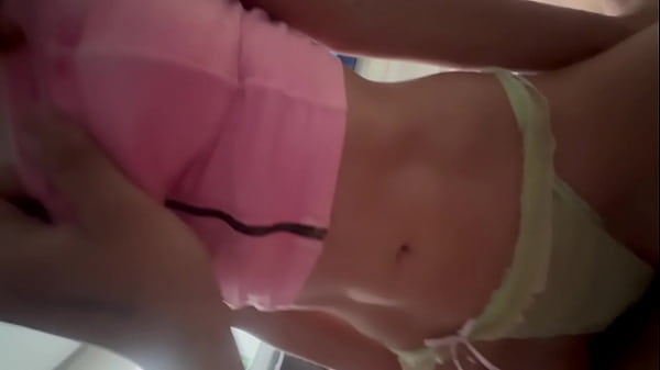 Cogiendo a mi vecina caliente.