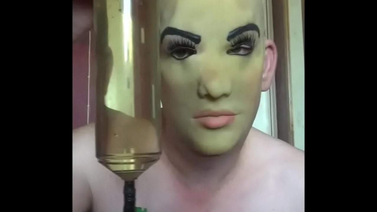 Bisexual enmascarado amante de la orina que te pide que se la tragues, incluso diciendo "por favor" con el imbécil del voto negativo
                   piss lover bisexual male close up pissing amateur homemade video self humiliation naked bisexual not ashamed full tube of piss real amateur homemade video homemade pissing device not ashamed of who i am and what i want asking to swallow another mans piss real piss swallower saying please can he swallow your piss swallowing my own piss then wanting yours mask on my face swallowing my own piss through a tube give me your piss please i want to swallow it full tube of piss swallowed i love piss weather its sweat or sour muchos negros