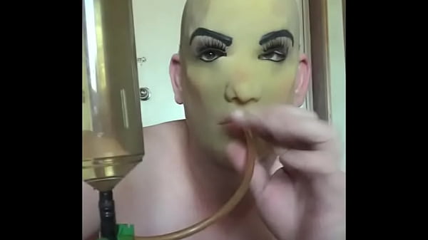 maid to swallow porn piss full tigerr