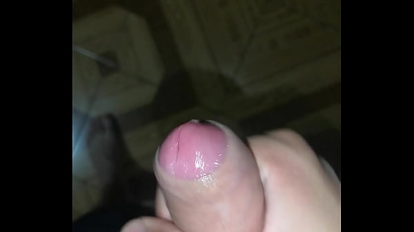 Masturbandome en casa