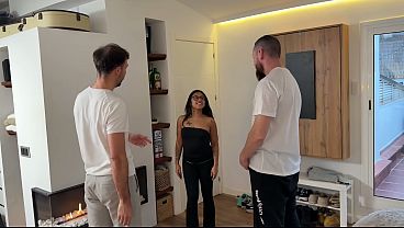 Latina Gets Anal from Two Huge Cocks in Her First Porn Casting - Jingle Ventura