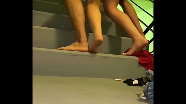 Download Video - Encontre a mi vecino en el ascensor e hice q me coja en la escalera de incendios&period;&period;&period;&period; link en el video