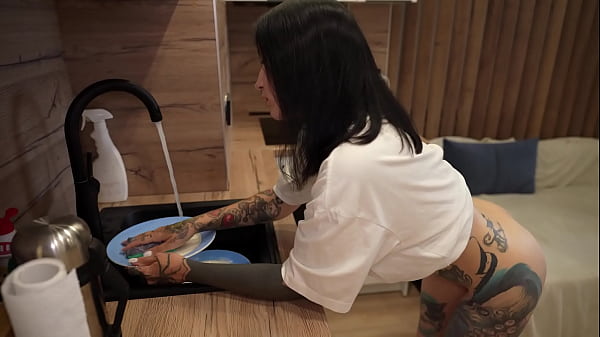 Download Video - Neighbor girl didn't even know she got fucked by her neighbor EP2 IGNORE REMOTE