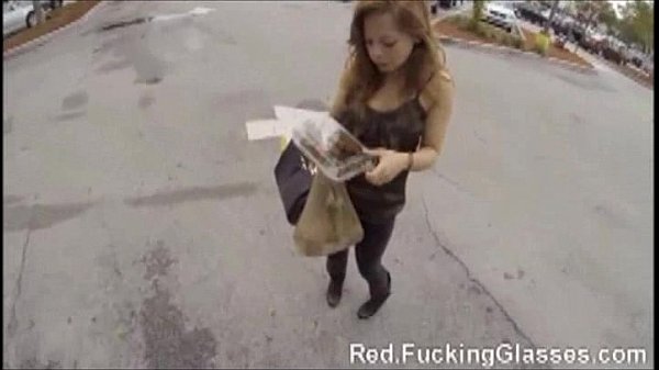 Fucking a hottie before her date