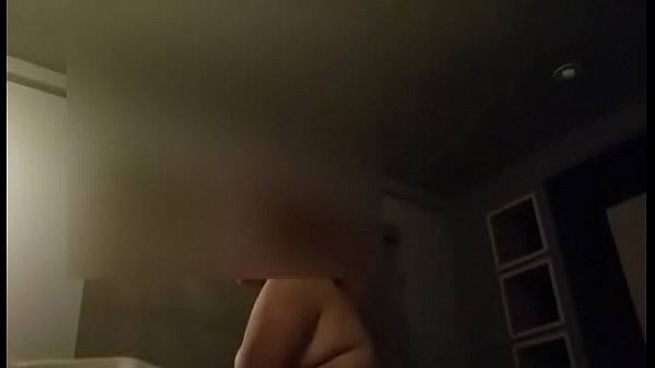 Mi amigo y yo en un hotel el no sabe que lo gr...