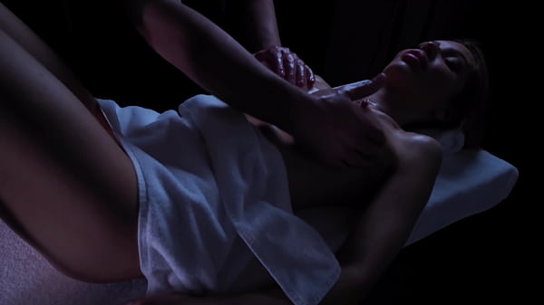 Happy Ending Massage for Horny MILF with Fit Body and Big Tits!