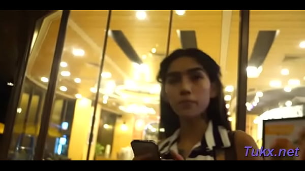 Sex-Appeal Asiatique Jeune Fille Brune Se Fait Labourer Le Manchon Hardcore