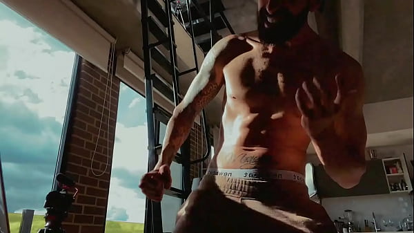 PolvoEres - Wild sex and motivational messages from Cipriani's apartment