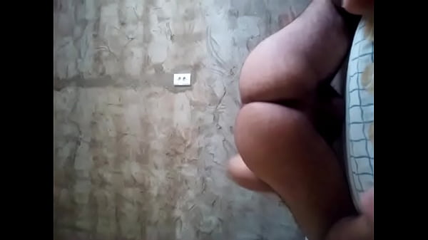 Download Video - Quem n&atilde;o tem rola&comma; usa o que tem em casa&period;  https&colon;&sol;&sol;twitter&period;com&sol;rabudofortalce