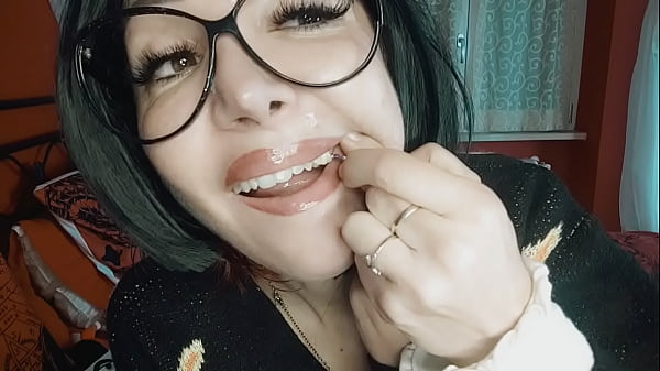 the the giantess uses you in place of her missing tooth and...