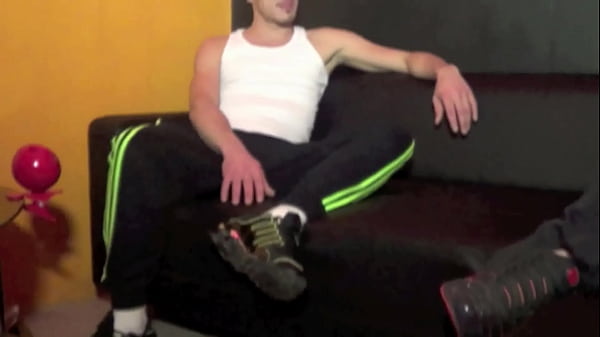 1632 asian twink fucked in sling by his friend