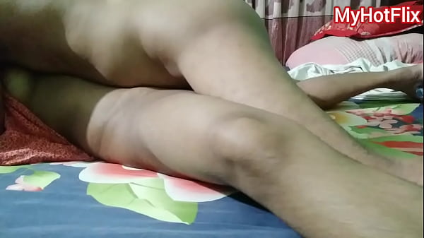 Download Video - Bengali Beautiful Hot Couple's Homemade Porn Videos on Xvideos
