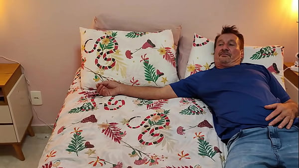 padrasto fodendo a enteada antes da festa junina