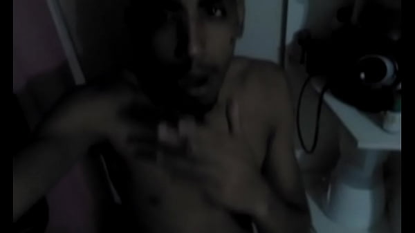 Novinho moreno sensual