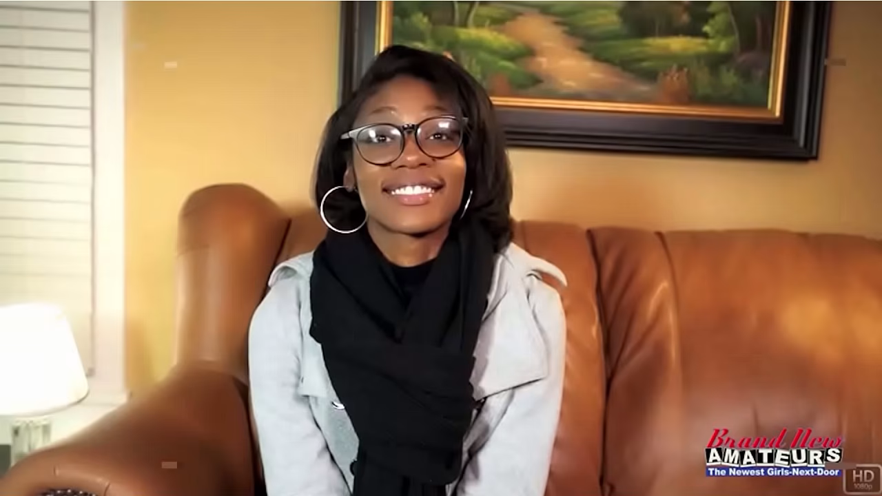 Nerdy Brunette Sylvia Glasses Sloppy Deepthroat Passionate BJ Heat